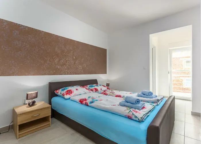 Stephany * Пореч